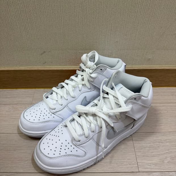 나이키 덩크하이sp 퓨어 플래티넘