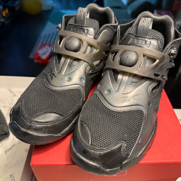 준지 리복 펌프 스니커즈