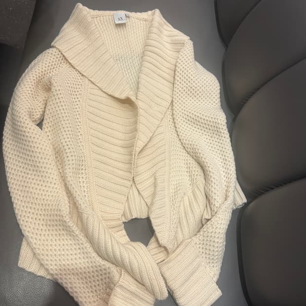 명품 아르마니 알마니 메리노울 100 아이보리 크림 화이트 가디건