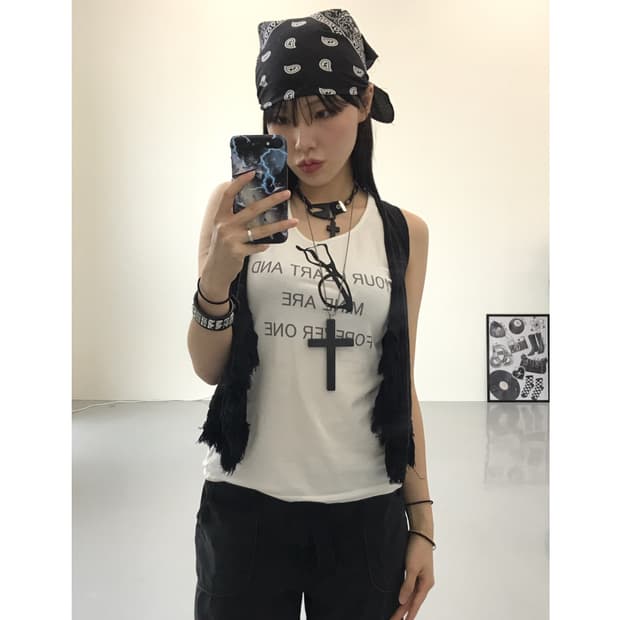 Jpn Kitsch Graphic Sleeveless