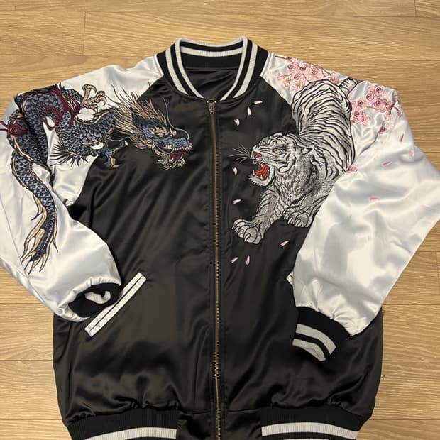 호랑이 용 현무 주작 벚꽃 스카잔