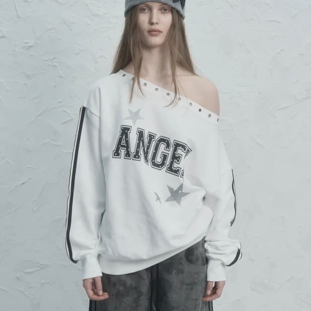 새상품 셋업이엑스이 오프숄더 맨투맨 EYELET ANGEL MTM / W