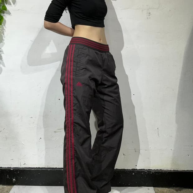 아디다스 브라은 와이드 레드 삼선 부츠컷 트랙 팬츠 S