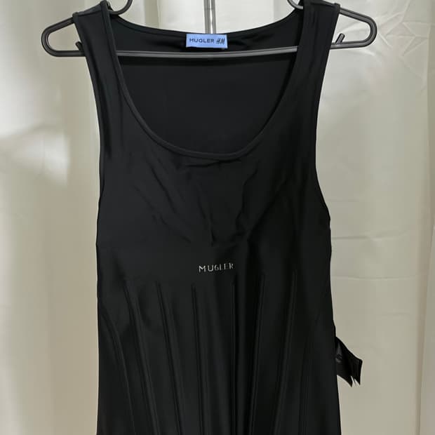 뮈글러 hm 나시탑