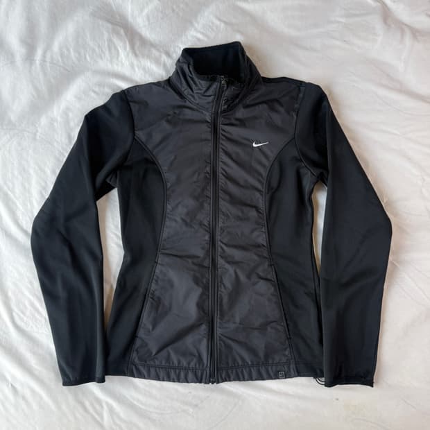 2+1) 나이키 써마핏 러닝 자켓 M