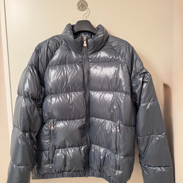 피레넥스 미스틱 패딩 XL 판매합니다