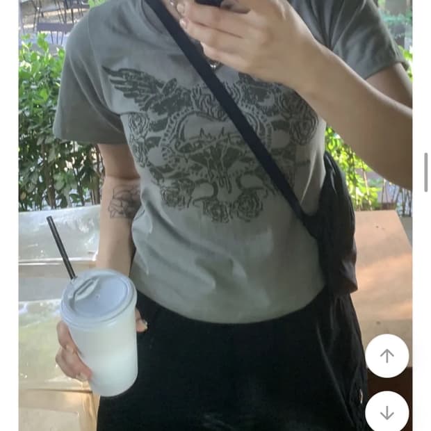 에이블리 퍼퓸 루즈 반팔 티