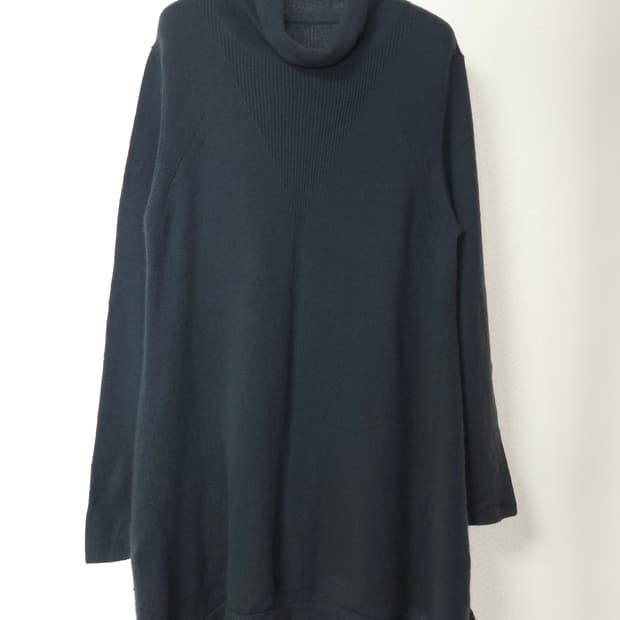 캐시미어100 터틀넥 언밸런스 니트 원피스 55~66