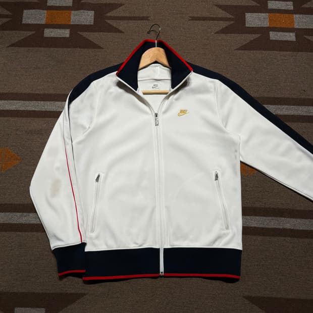 나이키 화이트 골드 트랙탑 져지 L