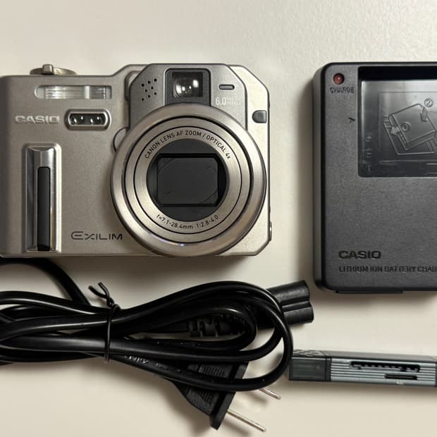 카시오 엑슬림 Casio EXILIM Pro EX-P600 빈티지 디카