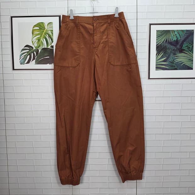 뉴발란스 아웃도어 라인 초코퍼티고 조거 팬츠 29~30 사이즈 새상품급