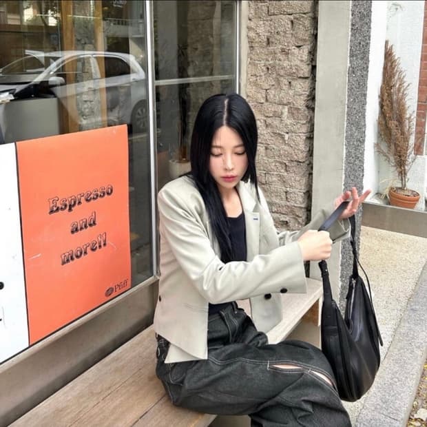 구호플러스 버튼 디테일 숏자켓