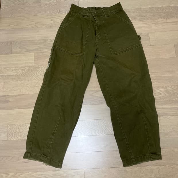 엑스톤즈 카고팬츠 판매합니다.