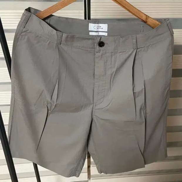 (Size 2) 노드아카이브 버뮤다 반바지