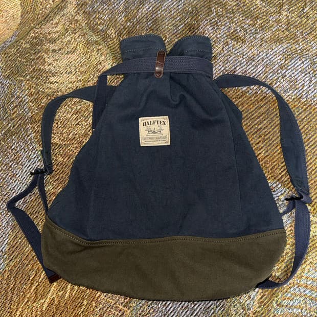 나이젤 카본 백팩 가방 판매합니다.