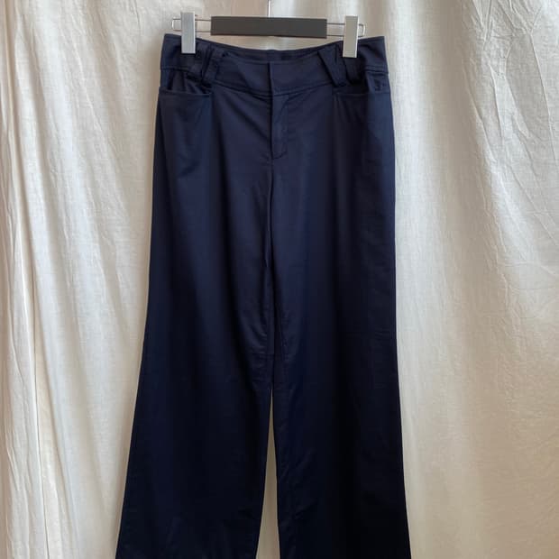 네이비 세미와이드 로우라이즈팬츠(25)