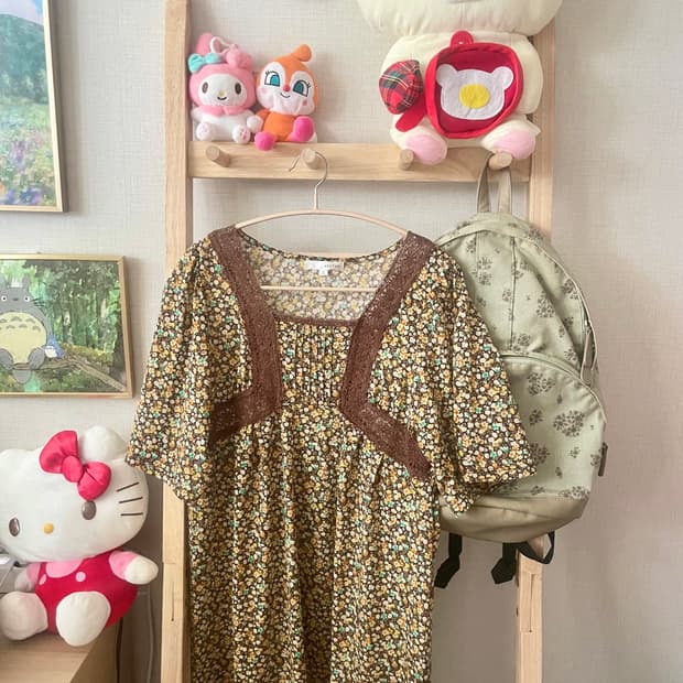 모리걸 빈티지 잔꽃 레이스 블라우스 🌸💛🤎🍀
