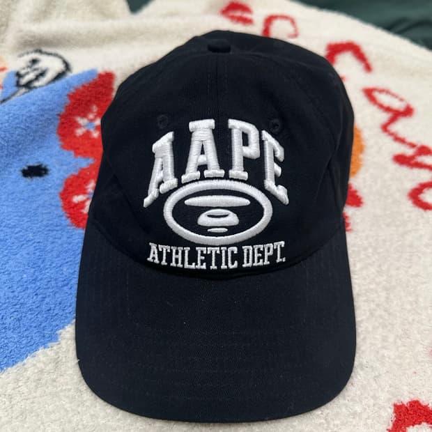 에이프 볼캡 