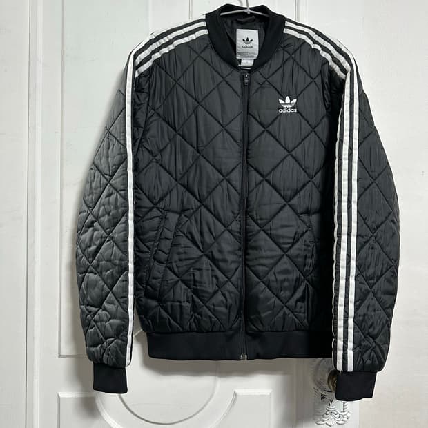 아디다스 슈퍼스타 퀄팅 자켓