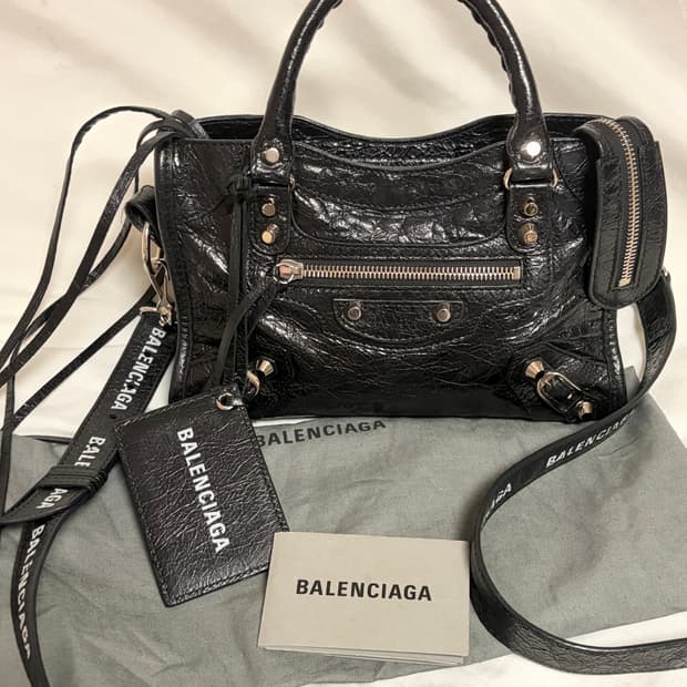 발렌시아가 모터백 미니 [레터링 스트랩]