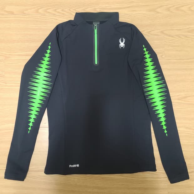 스파이더 러닝용 기능성 긴팔티 M (영화 '용감한 시민' 등장제품)