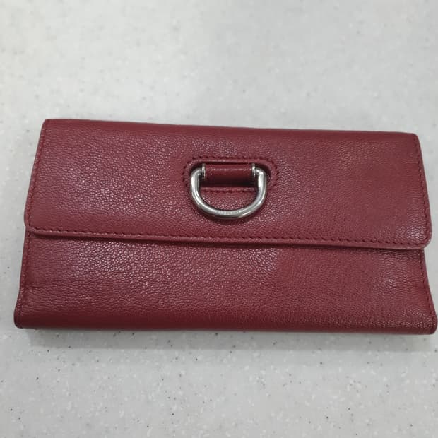 버버리(BURBERRY)버버리D링가죽장지갑 버건디 여성 지갑