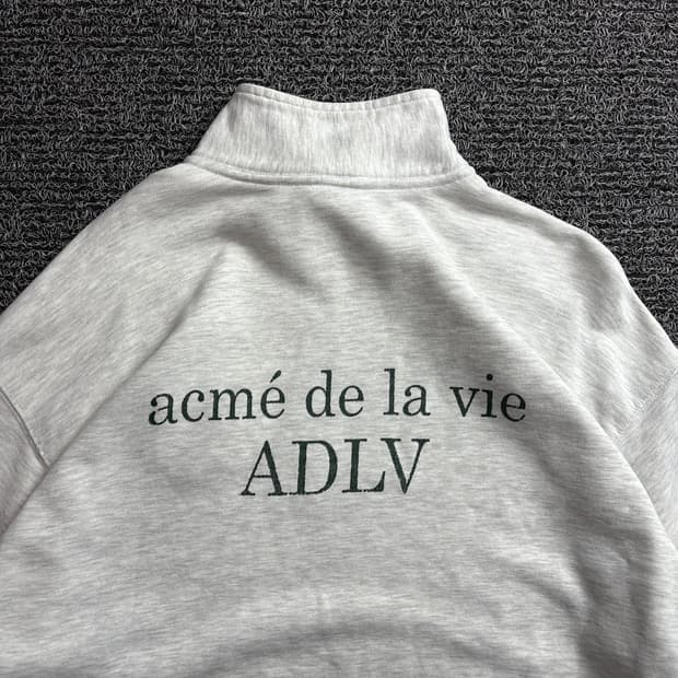 아크메드라비 빅로고 스웻 반집업 3762