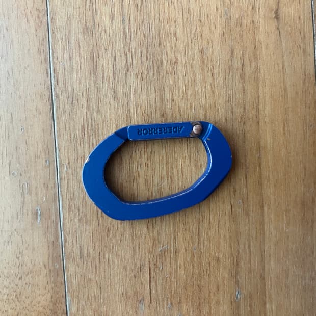 아크테릭스 및 아더에러 키링