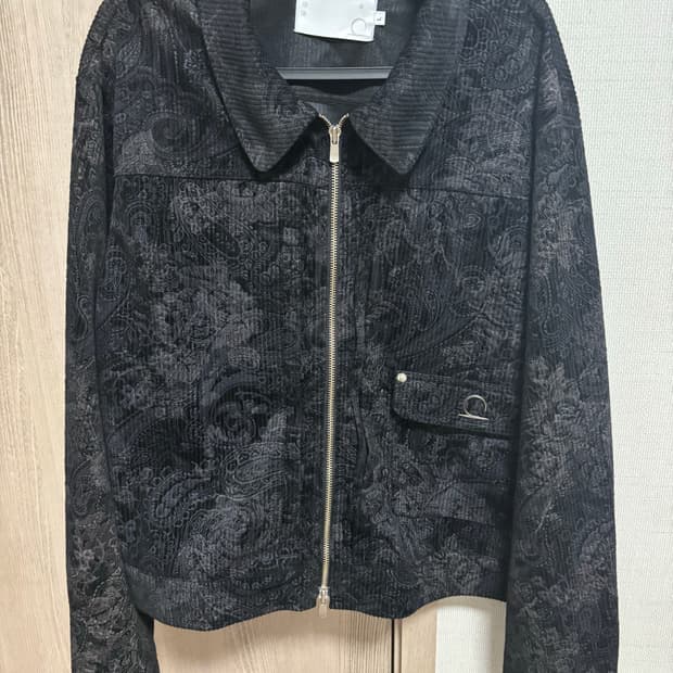 [L] EYC 음양 페이즐리 코듀로이 트러커 자켓