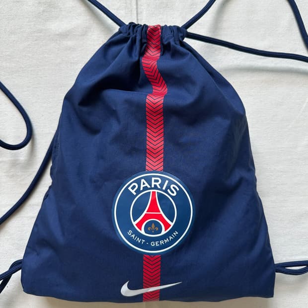나이키 PSG 파리 생제르망 스타디움 스트링백