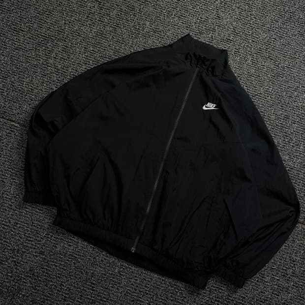 나이키 신형 퓨추라 나일론 블랙 트랙자켓 1845