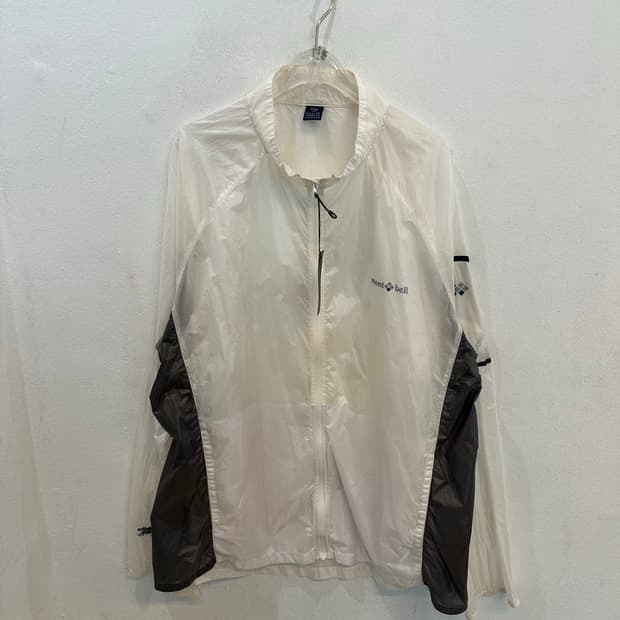 Mont bell windbreaker