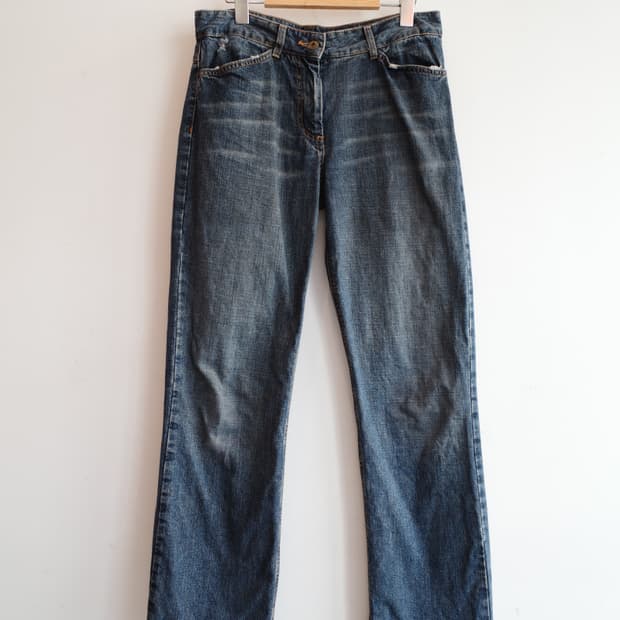 DKNY 부츠컷 밑단 데님 (MADE IN ITALY)