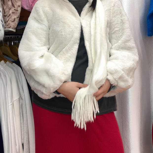 jpn 화이트 퍼자켓 머플러 세트