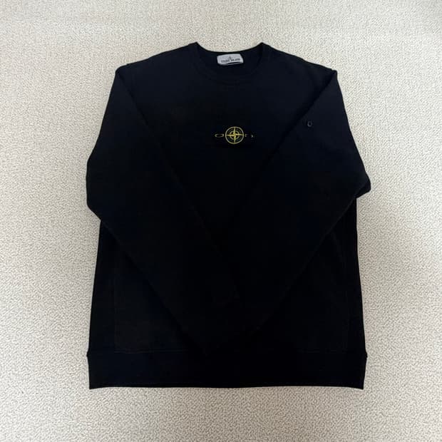 [XL size](새상품급&크림판) 스톤아일랜드 맨투맨 블랙