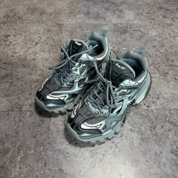 발렌시아가 트랙2 uk6