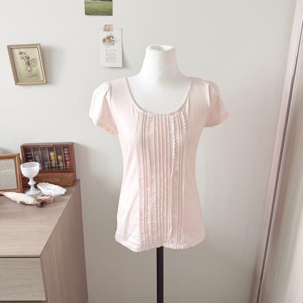 딸기우유 색상 레이스 리본 반팔티셔츠