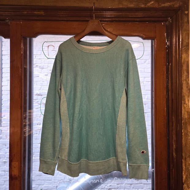 챔피온 리버스위브 스웻