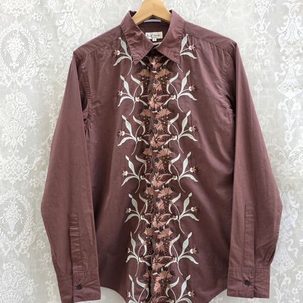 폴스미스 자수 디테일 스위스 원단