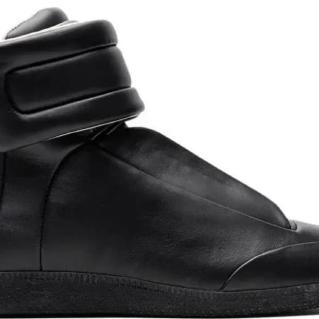 마르지엘라 퓨처 하이탑 43~44사이즈  구매합니다