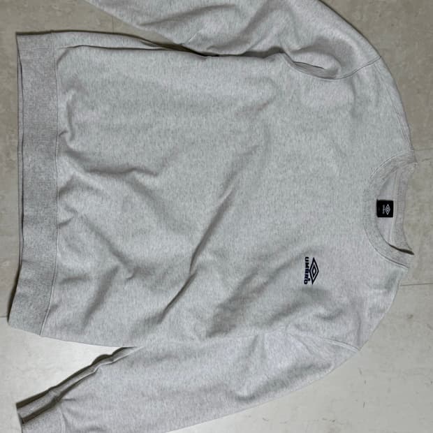 엄브로 맨투맨 100 사이즈