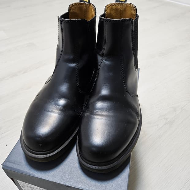 [급매/풀박스X] 닥터마틴 2976 스무스 블랙 (UK8/270) - 쿨