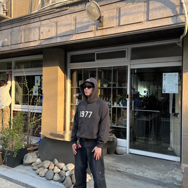 Fear of god Essentials 에센셜 1977 후드 티셔츠