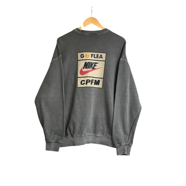 나이키 올드스쿨 라운드 스웻셔츠