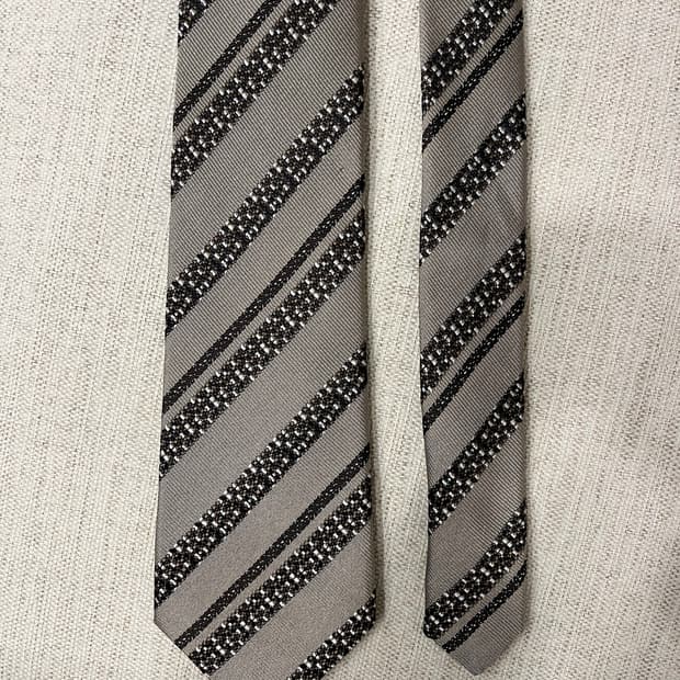 레노마 스트라이프 넥타이