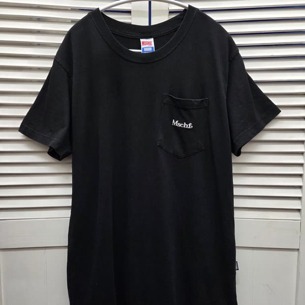 미스치프 포켓 티셔츠