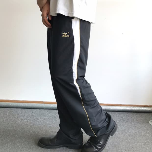 MIZUNO
