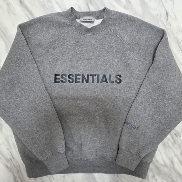 피오갓에센셜 크루넥 스웻셔츠 