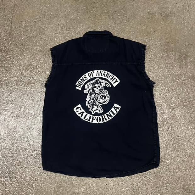 썬즈 오브 아나키 슬리브리스 셔츠 (110)