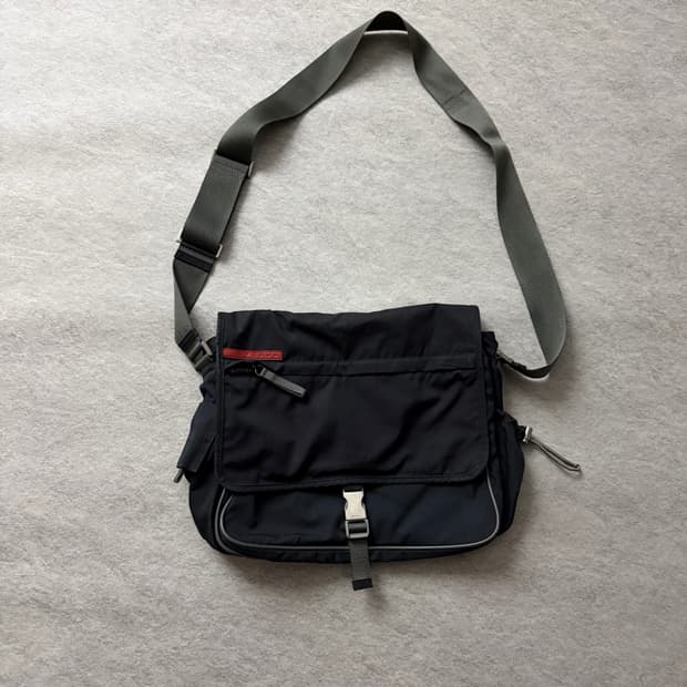 프라다 스포츠 나일론 숄더백